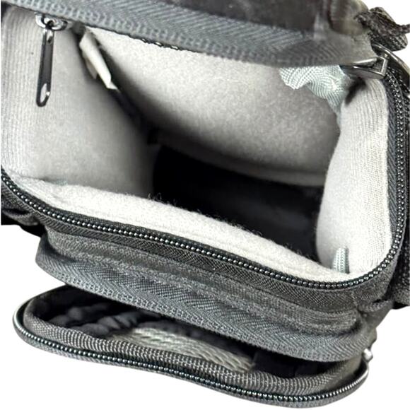 Lowepro Edit 100 Black Camera Multi Pocket Soft Bag Carrying Case - Picture 3 of 3